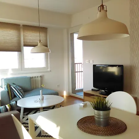 Elena Luka Apartment *